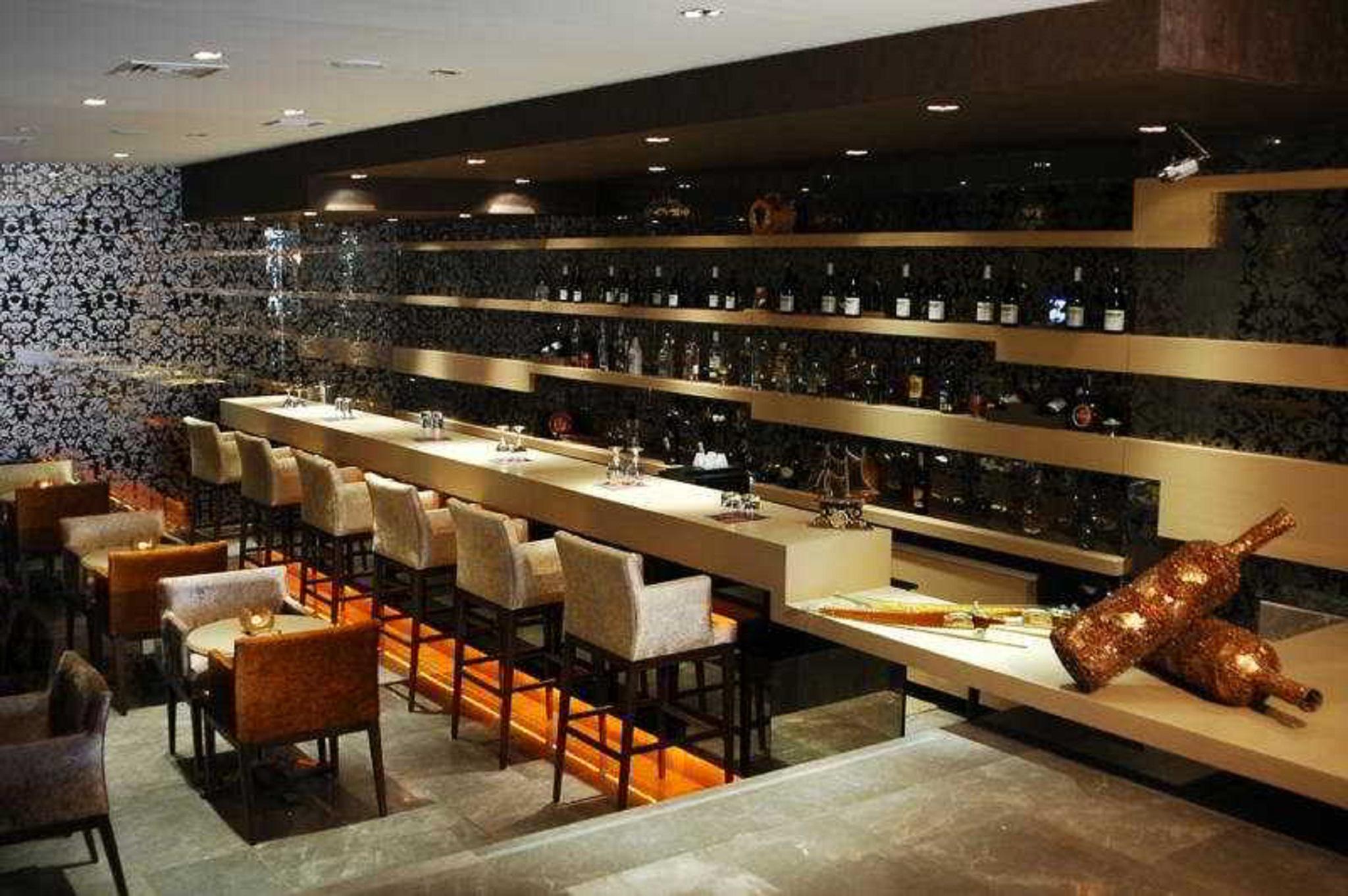 Carlton Hotel 4*